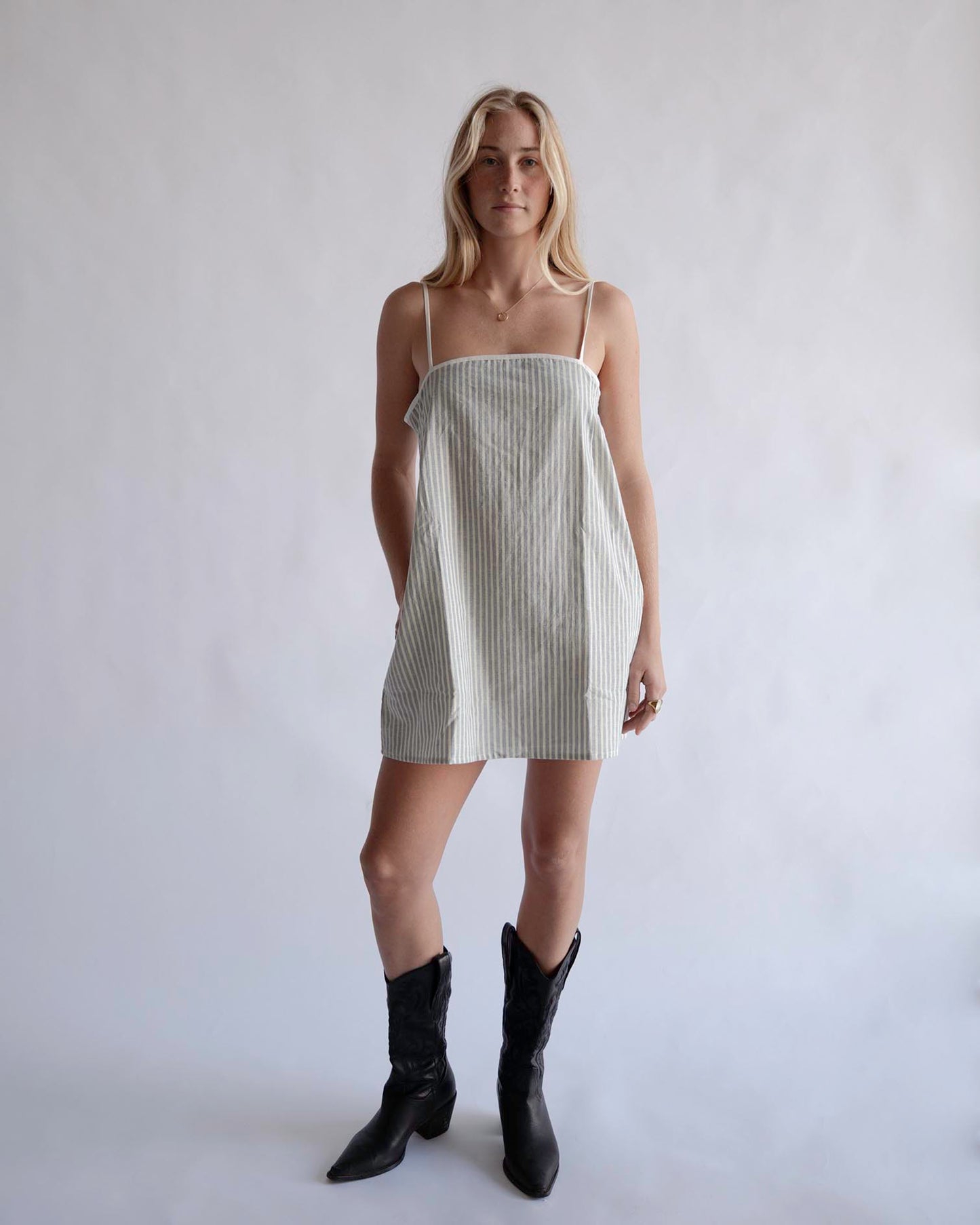 Bella dress