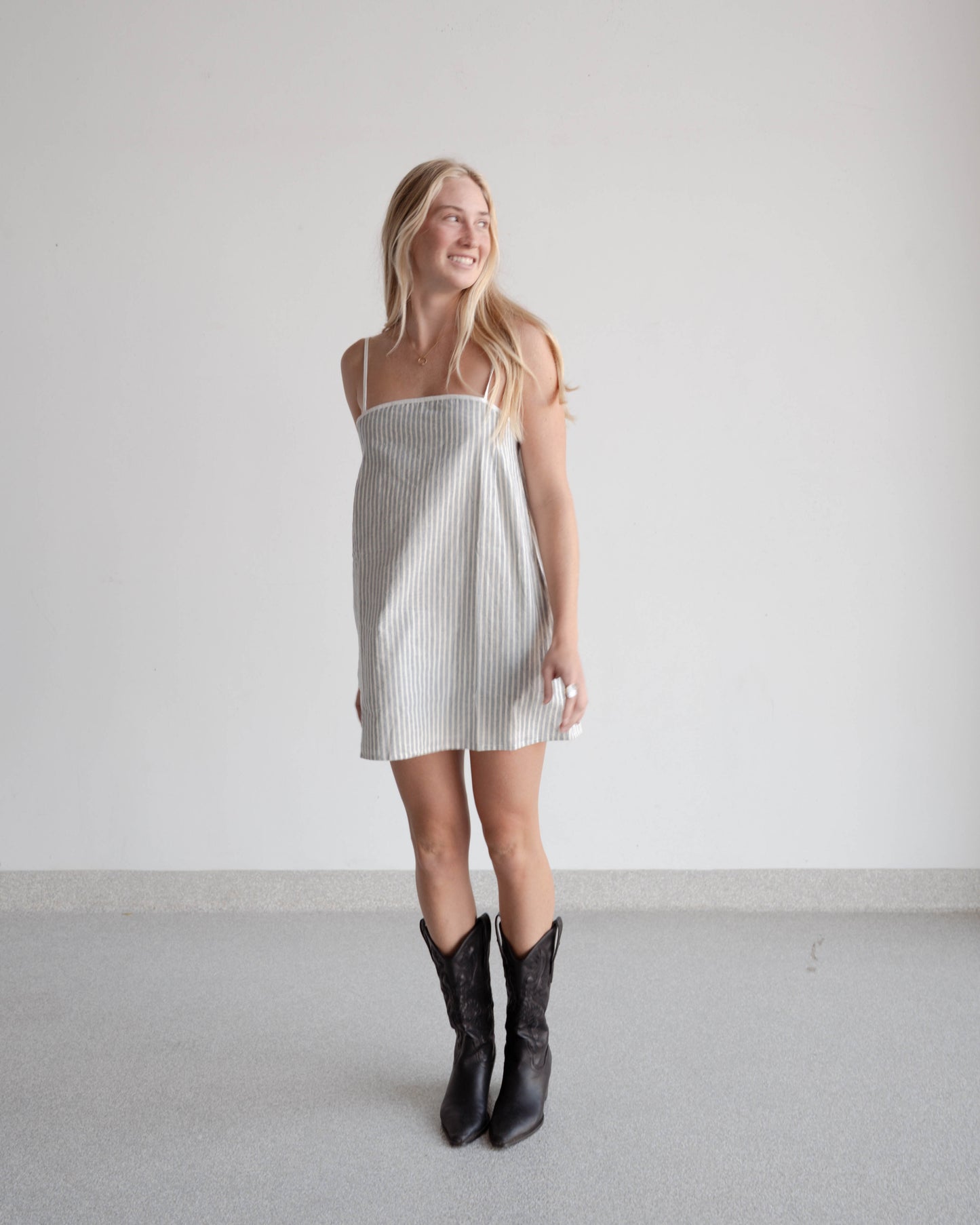 Bella dress
